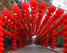 Chinese Party Decorations, Outdoor Decorations Ideas, Asian Party Decorations, Chinese Theme Parties, Chinese Decorations, Asian Festival, Chinese Wedding Decor