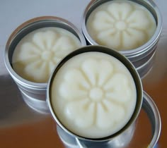 Homemade Silky Lotion Bar Recipe ~ Perfect for holiday gift giving! Solid Lotion Bars, Diy Cosmetics, Lotion Bars