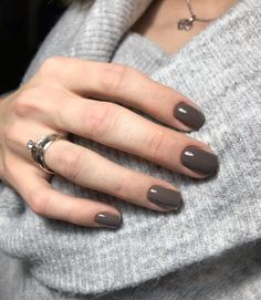 Taupe Nails, Minimal Nails, Gray Nails, Cute Gel Nails, Fall Nail Colors, Fall Nail, Chic Nails, Nail Manicure, Trendy Nails