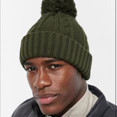 Nwt One Size Casual Outdoor Cable Knit Beanie, Casual Cable Knit Beanie For Outdoor, Casual Cable Knit Beanie For Winter, Casual Cable Knit Hat For Fall, Green Casual Winter Beanie, Fitted Knit Beanie Casual Style, Casual Green Beanie For Fall, Casual Fitted Beanie For Winter, Fitted Casual Beanie For Winter