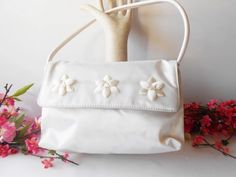 Vintage White Bridal Purse, Elegant White Satin Bag, Wedding Purse, Bride's Purse, White Evening Bag EB-0445 - Etsy Bridal Purse, Three Flowers, Bag Interior, Side Bag, Satin Bags, Elegant Bags