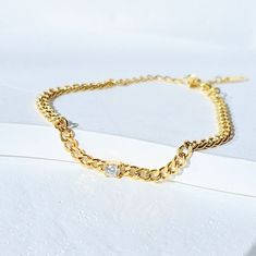 Minimal Chain Round Crystal Bracelet Figaro Chains, Figaro Chain, Unique Handmade Jewelry, Cz Diamond, Crystal Bracelet, Crystal Bracelets, Chain Bracelet, Gold Bracelet, 18k Gold