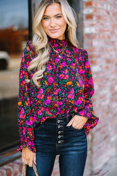 Make It Yours Black Ditsy Floral Blouse – Shop the Mint Real Estate Outfits, Ditsy Floral Blouse, Lunch Date, Mint Julep Boutique, Ditsy Floral Print, Mock Neckline, Model Fits, Ditsy Floral, Floral Blouse