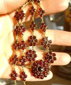 Very beautiful Victorian necklace with Bohemian Garnet rose - Etsy Polska Regency Jewelry, Natural Bohemian, Victorian Necklace, Vintage Fine Jewelry, Indian Jewelry Sets, Garnet Jewelry, Garnet Stone, Crystal Gems, Indian Jewellery