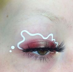 Abstract Makeup Looks, Editorial Make-up, Abstract Makeup, Festival Make Up, Maquillage On Fleek, Cosmetic Tattoo, Graphic Liner