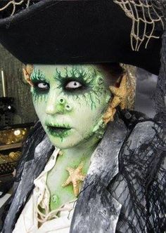 Swamp Monster Makeup, Creepy Mermaid, Creature Makeup, Ocean Makeup, Zombie Mermaid, Scary Mermaid, Swamp Monster, Make Up Diy