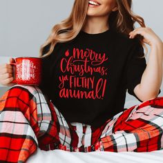 Evoke the holiday spirit with our 'Merry Christmas Ya Filthy Animal' t-shirt, a nod to Home Alone's Kevin McCallister. A must-have for fans of the iconic movie! #HomeAlone #ChristmasMovie #HolidayShirts Gingerbread Sweater, Cozy Christmas Outfit, Christmas Fashion Outfits, Kevin Mccallister, Santa Tee, Teacher Christmas Gift, Merry Christmas Ya Filthy Animal, Nurse Christmas, Teacher Christmas Gifts