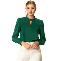 This beautiful blouse with cuffed sleeves and a keyhole design is sure to catch people's attention. The elegant and sophisticated design of the blouse will make you stand out in any setting. The blouse can be paired with suit pants or a pencil skirt, and when paired with heels, it creates a stunning look. The front neckline of the blouse is accentuated with a hollowed-out triangle, adding uniqueness and elegance to the classic design. This blouse is perfect for the cooler season and will be an i Professional Blouses, Women's Office, Button Blouse, The Office Shirts, Puff Long Sleeves, Business Work, Elegant Blouses, Chiffon Long Sleeve, Work Tops