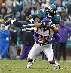 Brian Dawkins Philadelphia Eagles Cheerleaders, Eagles Cheerleaders, Brian Dawkins, Philly Eagles, Football Pics, Eagles Jersey, Go Eagles, Philadelphia Eagles Fans, Philadelphia Eagles Football