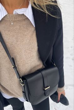 Minimal Classic Summer Style, Boden Outfits Women, Fall 2023 Work Outfits, 2023 Office Wear, Anne Taylor Outfits, Look Legging, Mode Casual, Looks Street Style, Casual Work Outfits