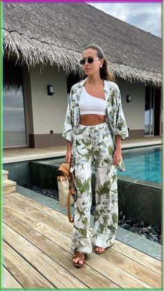 Bali Clothes Outfits, Best Travel Outfits For Women, Mexico Vacation Outfits, Comfy Travel Outfit, Chic Romper, Outfits For Mexico, Maxi Outfits