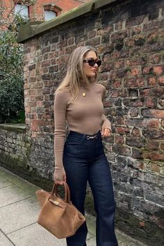 23 Chic Fall Work Outfits & Business Casual Outfits for Autumn Simple Work Outfits, Business Casual Fall, Jeans Outfit Fall