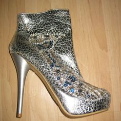 Ankle Boots By Celeste. The Style Is Called Succi-03. They Are Silver Snake Print Embellished With Silver And Turquoise Beads And Sequins. Size 8. Brand New In Box. Heel Measures 5 1/2", Platform Is 1 1/2". Stiletto Heel, Side Zip. I Am Happy To Answer Any Questions. Silver Ankle Boots, Turquoise Beads, Blue Beads, Snake Print, Stiletto Heel, Shoes Heels Boots, Blue Fashion, Ankle Booties, Side Zip