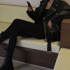 Enter Galactic, Rider Jacket, Dark Feminine Aesthetic, Riders Jacket, Looks Black, Mode Inspo, Mode Vintage, Casual Style Outfits, Catsuit