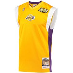 Celebrate the Los Angeles Lakers' 2002 NBA Finals triumph with the Mitchell & Ness Gold Los Angeles Lakers 2002 NBA Finals Hardwood Classics On-Court Authentic Sleeveless Shooting Shirt. This authentic replica features contrast-color side panels and embroidered fabric applique, capturing the iconic look of the Lakers' championship season. The V-neck and woven jock tag add a touch of classic style, making this shirt a must-have for any true Lakers fan. V-neck Embroidered fabric applique Mater Collegiate Sleeveless Top For Streetwear, Collegiate Cotton Sleeveless Tank Top, Collegiate Sleeveless Cotton Top, Collegiate Sleeveless Cotton Tank Top, Cotton Sleeveless Collegiate Tank Top, Throwback Sleeveless Sports Top, Sleeveless Sportswear Tops For Sports Events, Collegiate Sleeveless Tops For Basketball, Team-colored Sleeveless Sports Top