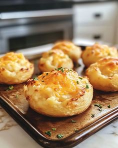 some food that is sitting on a tray