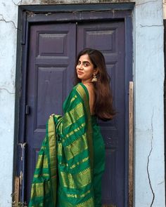 Our Happy customer Anushka in green cotton silk saree! ❤️Thank you for sharing this beautiful moment with us. #HappyCustomer #CustomerSatisfaction #saree #GreenSareeLove #SmilingFaces #ThankYouCustomers #happy #happycustomer #sarees #happycustomer #sareelove #trendingsarees #southsaree