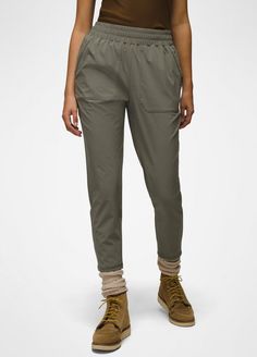 A lightweight, high-rise straight leg pant that's a packable staple. Versatile Mid-rise Everyday Pants, Versatile Mid-rise Pants For Everyday, Versatile Fall Pants With Comfort Waistband, Fall Versatile Pants With Comfort Waistband, Fall Midweight Bottoms With Pockets, Fall Outdoor Pants, Everyday High-waisted Cargo Pants, Midweight Versatile Pants With Side Pockets, Versatile Everyday Pants With Straight Hem