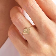 Here's V Shaped Scallop Sea Shell Ring for women. 10K 14K 18K Gold Oyster Shell Ring will be perfect comfort fitting ring for Her, Girlfriend, best friend, mother, grandmother and wife! We can create Ocean Lover Chevron Rin will be best gift for your women or girlfriend as well! This Dainty Curve Combine Bestfriend Ring is great shower in her birthday or special night shower ring!  With this oyster shell ring can be switched with her anniversary excellent keepsake. We can switch 10K 14K 18K gold Shower Rings, Printable Ring Sizer, Shell Ring, Seashell Jewelry, Chevron Ring, 18k Gold Ring, Ocean Lover, Solid Gold Rings, Oyster Shell