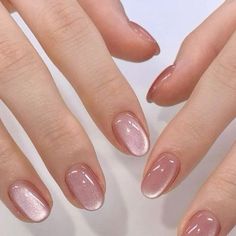 Very Simple Nails, Clear Nail Art Designs, Classy Nails French Tip, Short Nails Valentines, Very Short Nails Ideas, White Nails Chrome, Classy Nails French, Elegant Nails Fall, Trendy Nails Classy