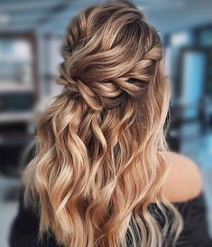 Half Pony Hairstyles, Messy Wedding Hair, Best Wedding Hairstyles, Long Blonde, Artistic Hair, Long Blonde Hair, Bride Hairstyles, Hair Dos