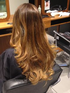 #Ballayage #Aveda #NaturalLights #CardiffHair Hair Color For Brown Skin, Copper Blonde Hair, Open Hair, Open Hairstyles, Haircuts For Medium Hair, Hair Color And Cut, Mullet Hairstyle, Hair Inspiration Color, Cut My Hair