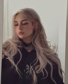 Hair Inspo Color, Cute Makeup, The Mirror, Pretty Face, Hair Looks, Pretty Woman