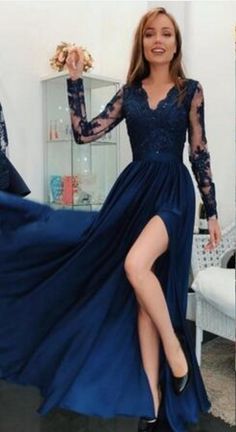 Dark Blue Prom Dresses, Dark Blue Prom Dress, Navy Blue Formal Dress, Neon Prom Dresses, Hale Navy, Navy Blue Prom Dresses, 파티 드레스, V Neck Prom Dresses, Evening Dresses With Sleeves