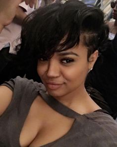 Kyla Pratt, Short Weave Hairstyles, Makeup Tip, Shoulder Hair, Dope Hairstyles, Girl Short Hair