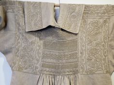 Antique smocks at the WI’s Denman College – From the PictureKitchen Origami Clothing, Smocking Fashion, Food Shoot, Smock Pattern, Temporary Exhibition, Womens Institute, Magnolia Pearl Clothing