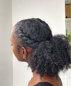 15 Holiday Hair Looks For Coily Textures #Natural_Hairstyles_With_Blown_Out_Hair #Hair_Braided_Into_Bun_Black_Woman #Cute_Track_Hair_Styles_Short_Hair #1_Week_Protective_Style Protective Hairstyles For Natural Hair, Quick Natural Hair Styles, Girls Natural Hairstyles, Hairdos For Curly Hair