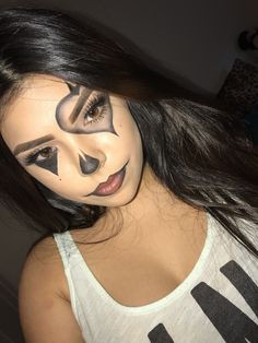 Crazy Halloween Makeup, Girl Halloween Makeup, Cute Clown Makeup, Halloween Makeup Clown, Holloween Makeup, Halloween Makeup Pretty, Cool Halloween Makeup