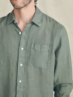 Spring Linen Tops, Relaxed Button-up Shirt For Casual Gatherings, Unstructured Solid Shirt For Spring, Summer Relaxed Fit Shirt With Button Cuffs, Effortless Summer Shirt For Casual Gatherings, Effortless Relaxed Fit Shirt With Spread Collar, Effortless Shirt With Relaxed Fit And Spread Collar, Summer Casual Shirt With Button Cuffs, Green Unstructured Shirt For Spring