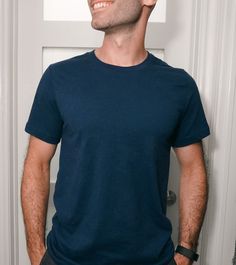 Men's navy t-shirt Basic Navy Short Sleeve T-shirt, Classic Navy Short Sleeve T-shirt, Blue Pre-shrunk T-shirt For Everyday, Navy Short Sleeve Relaxed Fit T-shirt, Classic Blue Short Sleeve T-shirt, Casual Navy T-shirt For Everyday, Casual Navy T-shirt With Crew Neck, Navy Casual Crew Neck T-shirt, Casual Navy Crew Neck T-shirt