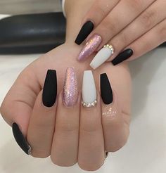 Black Nails Formal, Black Nail Inspo Coffin, Pink Ribbon Nails, Acrylic Nails Stiletto, Black Nails With Glitter, Cow Nails, Fancy Nails Designs, Stylish Nails Designs