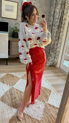 #feelingfestive24 #amazonfinds #amazonfind #ifounditonamazon #amazonmusthaves #amazonfavorites #founditonamazon #shopamazon #amazondeals #amazonhaul #amazonhome #discoverunder1k #discoverunder5k #outfits #outfitofthedaybabe #outfitsdaily #outfitinspo #fashioninspo #outfitoftheday #fallfashion #amazonfashion #amazonfashionfinds #christmas #christmastime #christmasgifts Pink For Christmas Outfit, Campy Christmas Outfit, Christmas Best Outfit, Womens Christmas Outfits 2024, Dress Like A Gift Day At School, Teacher Christmas Party Outfit, Trending Holiday Outfits, Grinch Inspired Outfit Women, Xmas Sweater Outfit