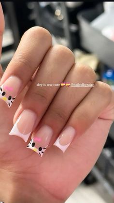 Nail Designs Without Charms, Short Duck Nails Hello Kitty, Duck Style Nails, Short French Tip Duck Nails, Short Duck Nails French Tip, Short Duck Nails Design, Acrylic Nail Set Ideas, Hello Kitty Nails Short, Hello Kitty Duck Nails