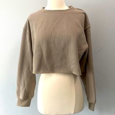 New With Tag, Purchase From A Boutque Seamless Crewneck Crop Sweatshirt Size Large Color Is Like Olive And Gray, A Combination Long Sleeves, Crew Neck, Good Quality Material And Warm Everyday Crew Neck Cropped T-shirt, Casual Soft-washed Crew Neck Crop Top, Brown Winter Cropped Crew Neck Sweater, Gray Crew Neck Trendy Crop Top, Green Crew Neck Cropped Sweater, Hot Pink Shorts, Polo Ralph Lauren Women, Yarn Sweater, American Eagle Sweater