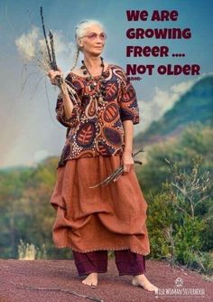 Wild Women Sisterhood, Boho Styl, Mode Boho, Advanced Style, Old Woman, Wild Woman