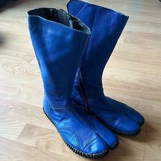 Size 38, Blue Tabi Mid-Calf Boots. Unused And In Great Condition! Casual Blue Slip-on Boots, Blue Almond Toe Boots, Blue Leather Boots With Vibram Sole, Casual Blue Flat Heel Boots, Blue Round Toe Boots With Vibram Sole, Blue Winter Boots With Rubber Sole, Winter Blue Boots With Rubber Sole, Fitted Blue Boots With Round Toe, Blue Almond Toe Boots With Leather Sole