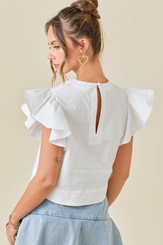 Cutie little crop top for Spring and Summer! - Key hole back closure - Lightweight - Model is 5'7" wearing a small Small 2-4, Medium 6-8, Large 10-12 Feminine Romantic, Romantic Dress, Neck Ruffle, Crop Blouse, Key Hole, Dream Clothes, Asian Fashion, Fashion Ideas, New Fashion