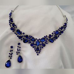 This Was Baught As A Bridal Set, But Never Worn. Costume Peice And Matches Well With A Tiara In My Collection. Blue Royal Jewelry, Antique Sapphire Necklace, Prom Dress Jewelry, Royal Blue Necklace, Royal Blue Quince, Sapphire Jewelry Set, Ball Dance, Desi Jewelry, Blue Choker