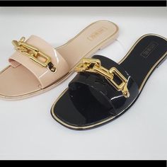 New Black Sandals With Chains! Trendy Beach Sandals With Chain Detail, Casual Party Sandals With Chain Strap, Chic Beach Sandals With Chain Detail, Chic Chain Sandals For Beach, Nude Sandals, Summer 22, Gucci Mules, Sandals For Women, Sandals Black