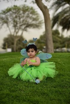 Tinkerbell Photoshoot, Outdoor Baby Photoshoot, Tinker Bell Photo Shoot, Fairy Photoshoot Ideas Kids, Janmashtami Baby Girl Shoot, Toddler Fairy Photoshoot, Fairy Photoshoot Kids, Cute Baby Boy Images, Monthly Baby Pictures