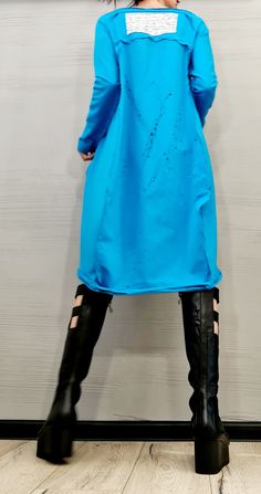 "Blue Extravagant Dress, One Shoulder Dress, Tunic Dress, Plus Size Clothing, Blouson Dress, Asymmetric Dress, Long Sleeve Dress ❤️ Extravagant designs and high quality fabrics! ❤️ Materials & Care Cotton Hand wash at low temperatures. Do not machine dry. Do not iron. Do not dry clean! ❤️ Sizing We can make your piece from XS to 5XL! Everything in the shop can be also made according to your measures free of charge! ❤️ Shipping ✈ Ready to ship The time I need to prepare an order for shipping Garden Party Dress, Blouson Dress, Asymmetrical Design, Asymmetrical Dress, Tunic Dress, One Shoulder Dress, Plus Size Dresses, Quality Fabric, Plus Size Outfits