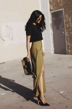 First Date Outfits, Long Skirt Outfits, Stylish Fall Outfits, Maxi Skirt Outfits, Looks Street Style, Jeans Casual, Elie Saab, Night Outfits, Outfits Casuales