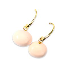 Pink shell pearl Hook Earring Elegant Pink Earrings With French Hook, Hook Earrings, Silver Earrings, Shells, Pink, Silver