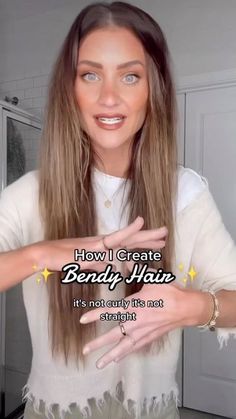 30 Something Hair, Lindsey Simon Gurk Hair, Lindsey Gurk Style, 2024 Mom Hair, Simple Ways To Style Medium Length Hair, Lindsey Gurk Hair, Long Hair Tricks, Beach Waves For Shoulder Length Hair, Quick Hairstyles Medium Hair