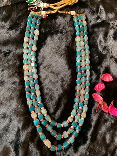 This beautiful green and pink necklace will make you stand out among the crowd. Simply a mark of royalty and elegance!! Layered Beaded Necklaces, Pink Necklace, Necklace Statement, Agate Necklace, Green And Pink, Beaded Necklaces, Chain Styles, Necklace Etsy, Necklace Lengths