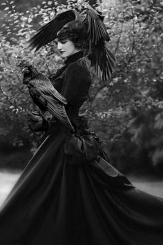 Robin Isely, Victorian Aesthetic, Grunge Dress, Goth Aesthetic, Victorian Gothic, Gothic Outfits